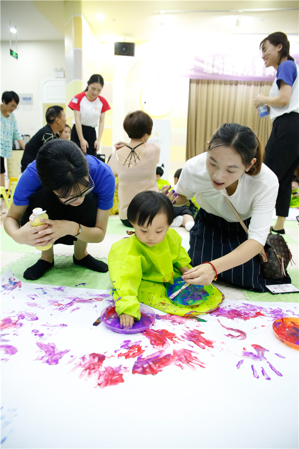 NYC紐約國際湖州安吉中心：【藝術(shù)活動回顧】小畫家的炫彩夏日