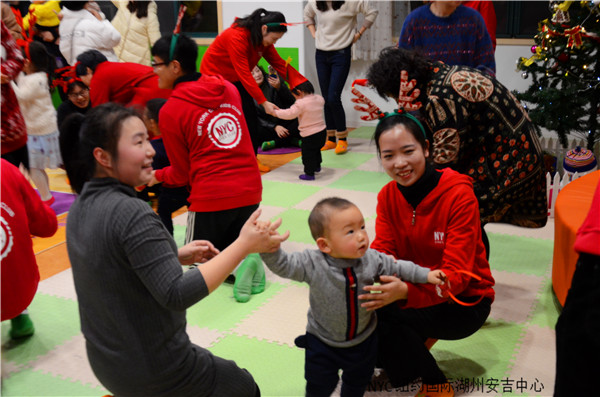 NYC紐約國(guó)際湖州安吉早教中心圣誕節(jié)派對(duì)